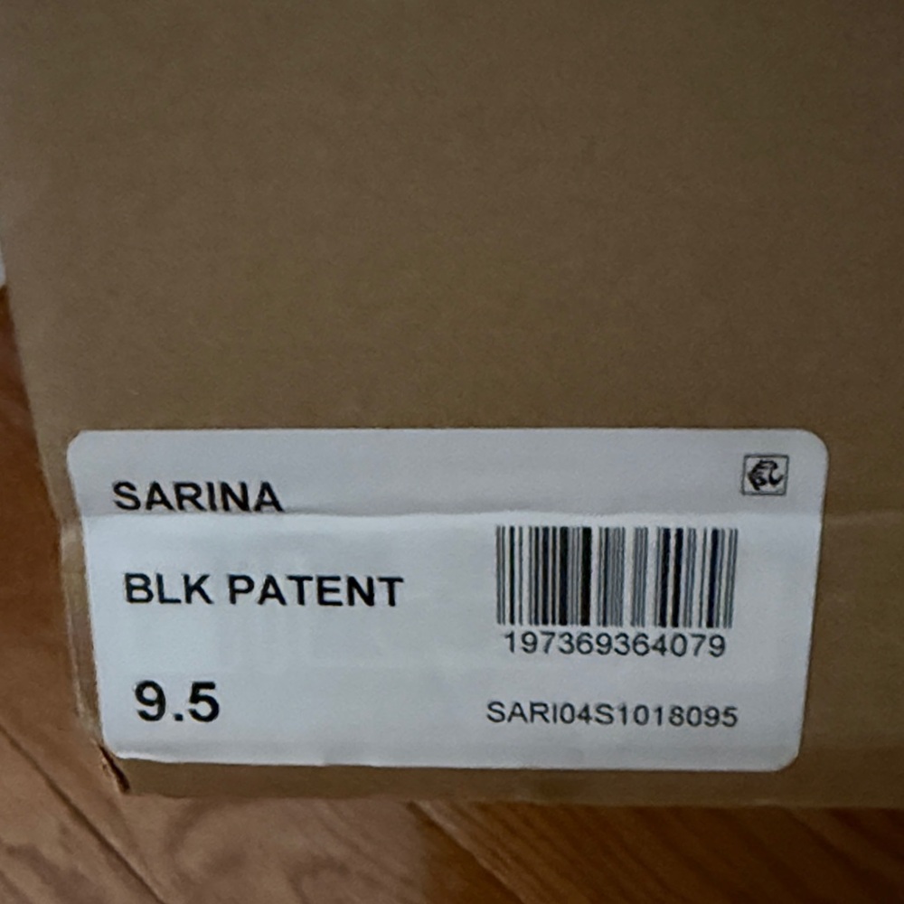 Steve Madden Sarina Black Knee-High Women's Boots NWT - Picture 2 of 7